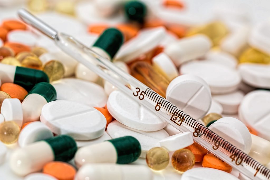 بردن دارو به امارات متحده عربی