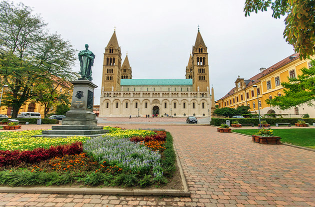 کلیسای سنت پیتر بوداپست مجارستان
