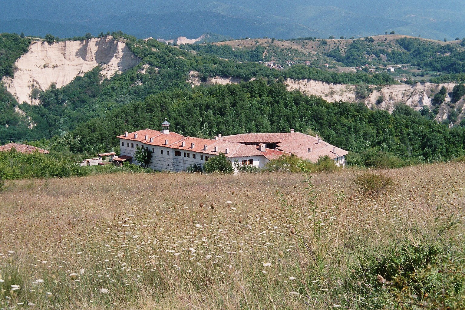 جاذبه های گردشگری بلغارستان - صومعه روژن