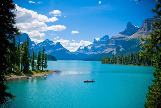 زیباترین دریاچه ها در دنیا