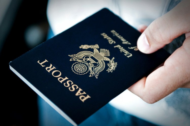ارائه پاسپورت برای صدور بلیت هواپیما
