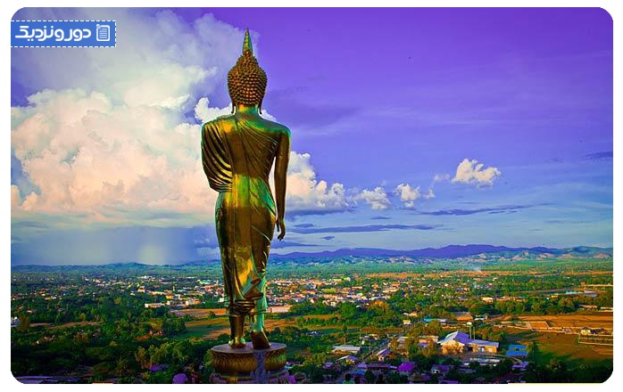 برکت دادن بودا در وات فرا دت خاونوی Wat Phra That Khao Noi